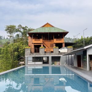 Villa Kayu Estetik