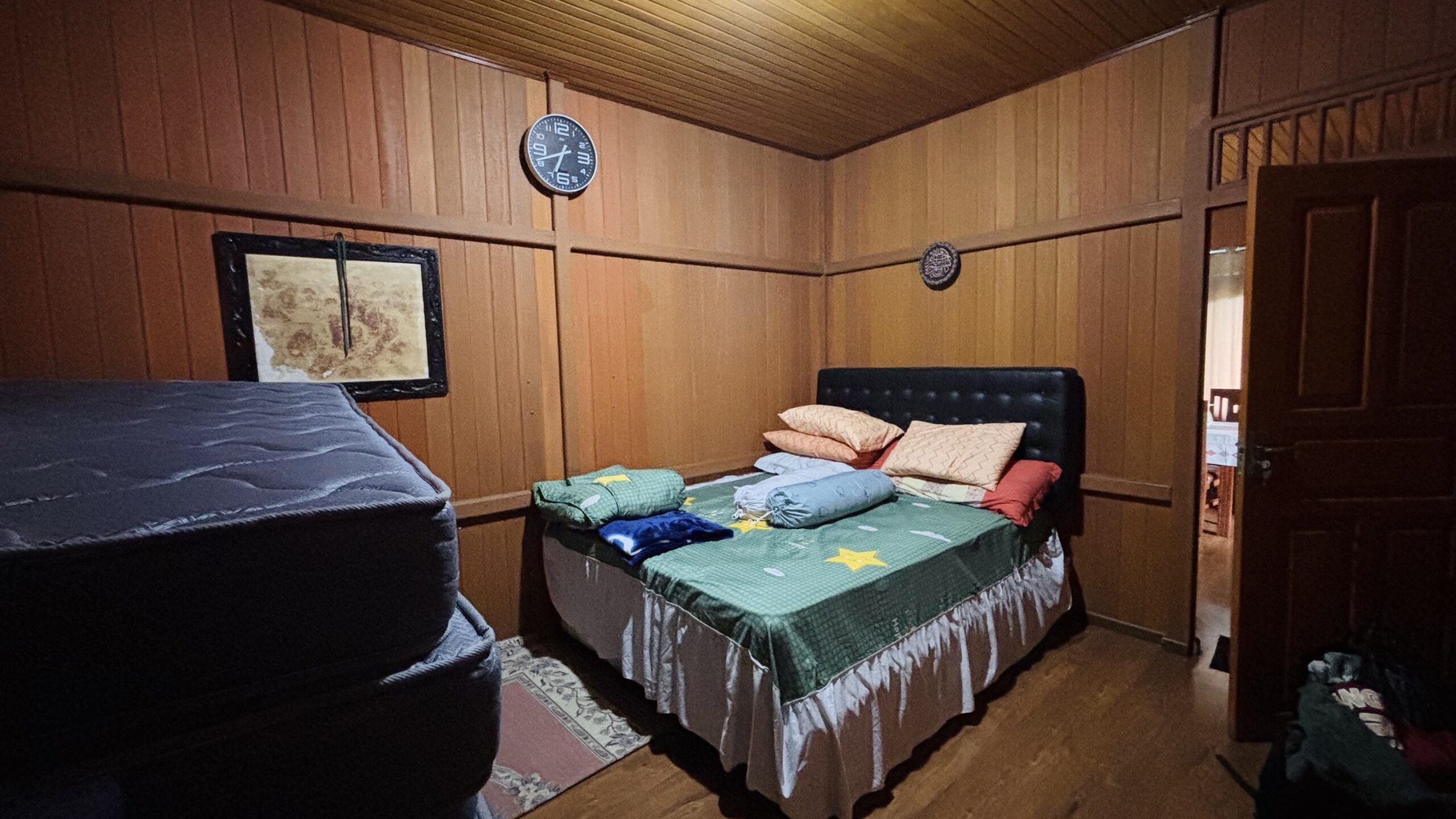 Villa Kayu Estetik - Gambar 9